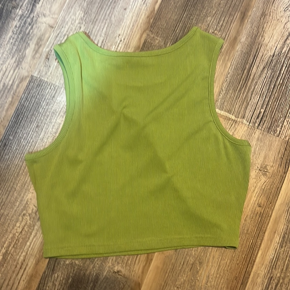 Green Hawaii tank top - Picture 2 of 2